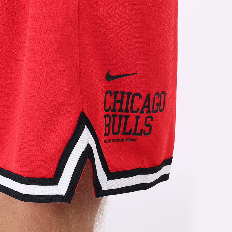 мужские красные шорты  Nike Chicago Bulls Short DB1795-657 - цена, описание, фото 3